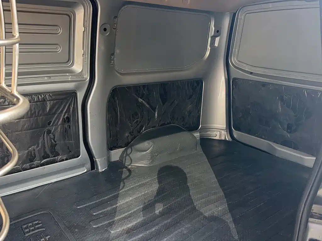 Wuling Rongguang — миниатюра 14