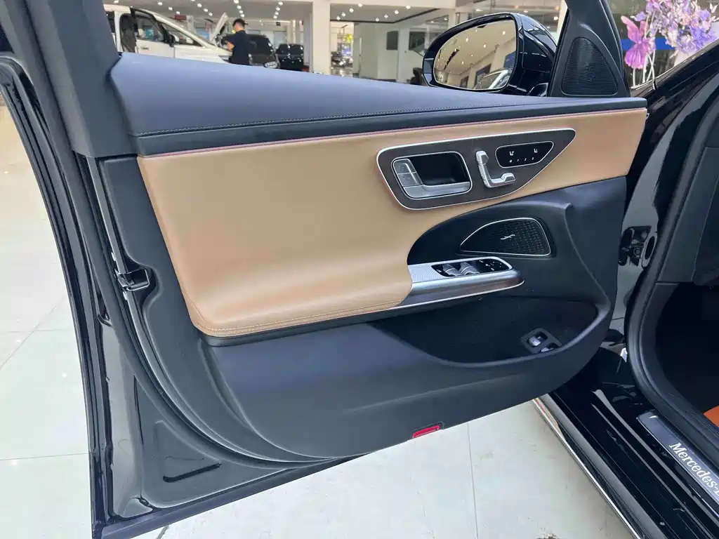 Mercedes-Benz E-Class New Energy — миниатюра 14