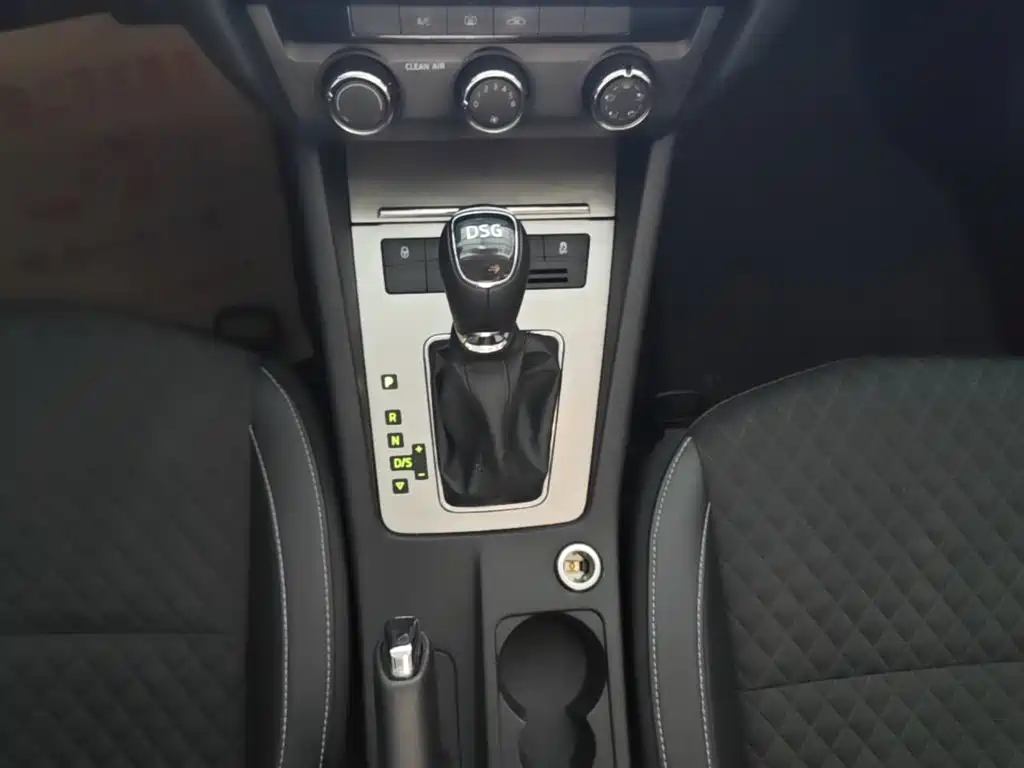 Skoda Octavia — миниатюра 14