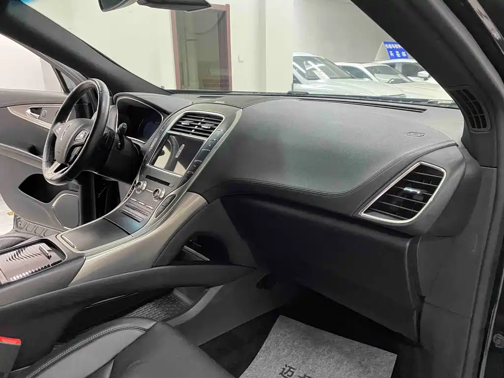 Lincoln MKX — миниатюра 8