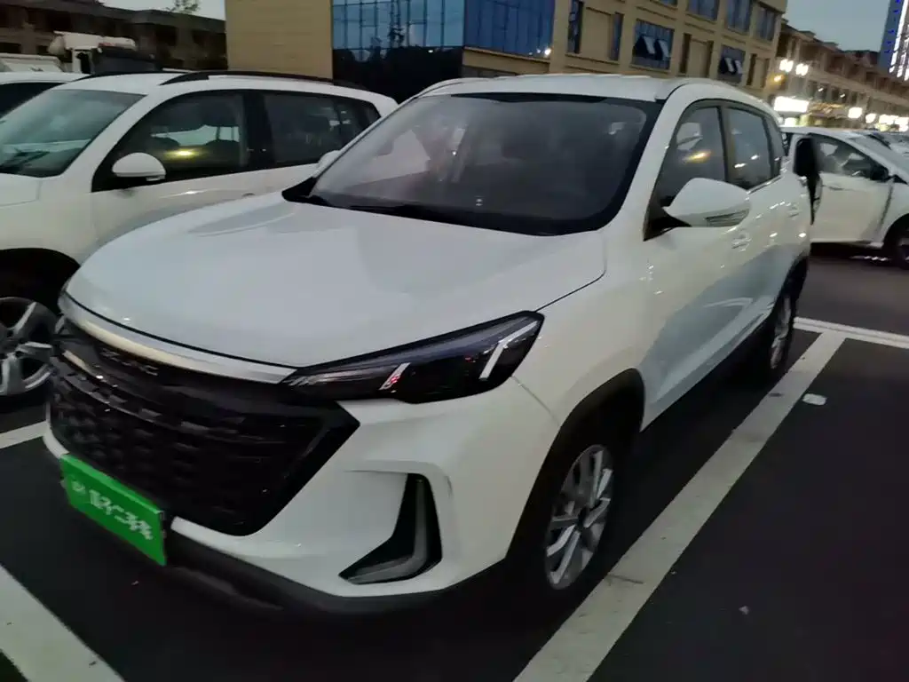 BAIC X3 — миниатюра 2