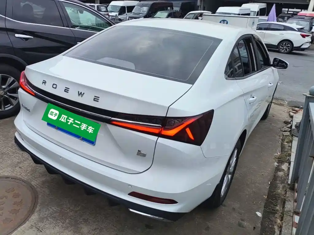 Roewe i5 — миниатюра 7