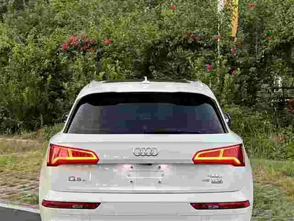 Audi Q5L — миниатюра 4