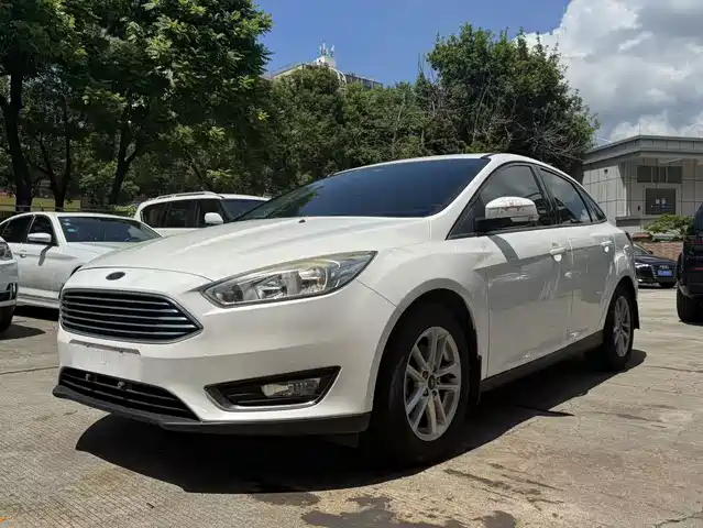 FORD FOX 2016