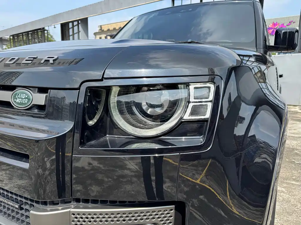 Land Rover Defender — миниатюра 26