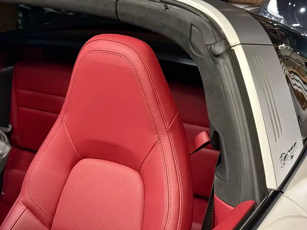 Porsche 911 — миниатюра 5