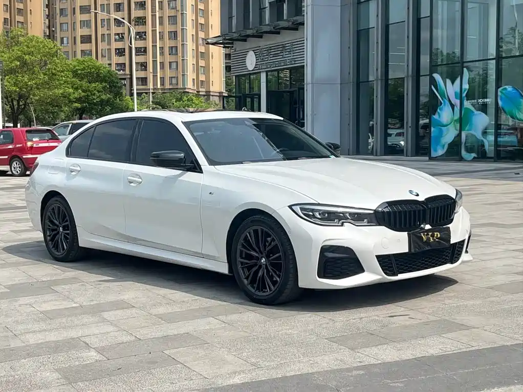 BMW 3 Series — миниатюра 3