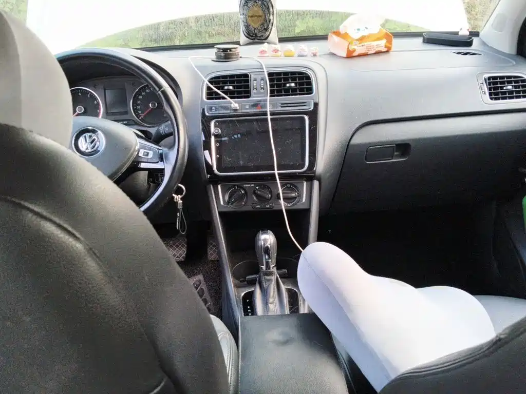 Volkswagen Polo — миниатюра 10