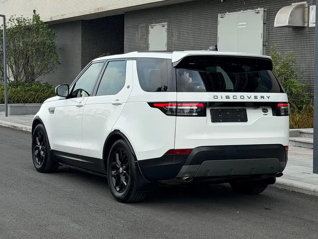 Land Rover Discovery — миниатюра 7