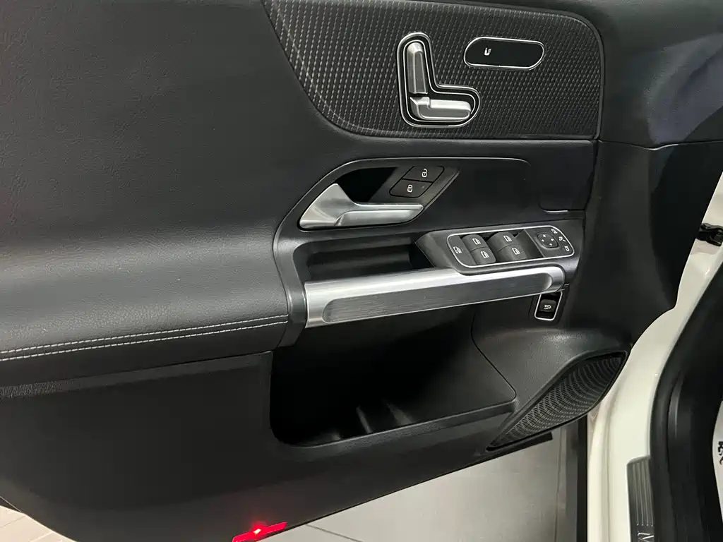 Mercedes-Benz GLB 2020 GLB 200 Fashion