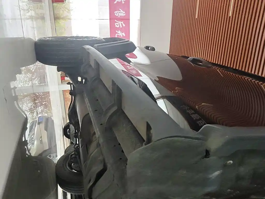 Tank Tank 300 — миниатюра 21