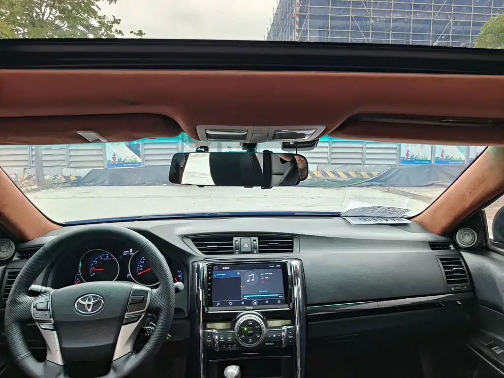 Toyota Reiz — миниатюра 14