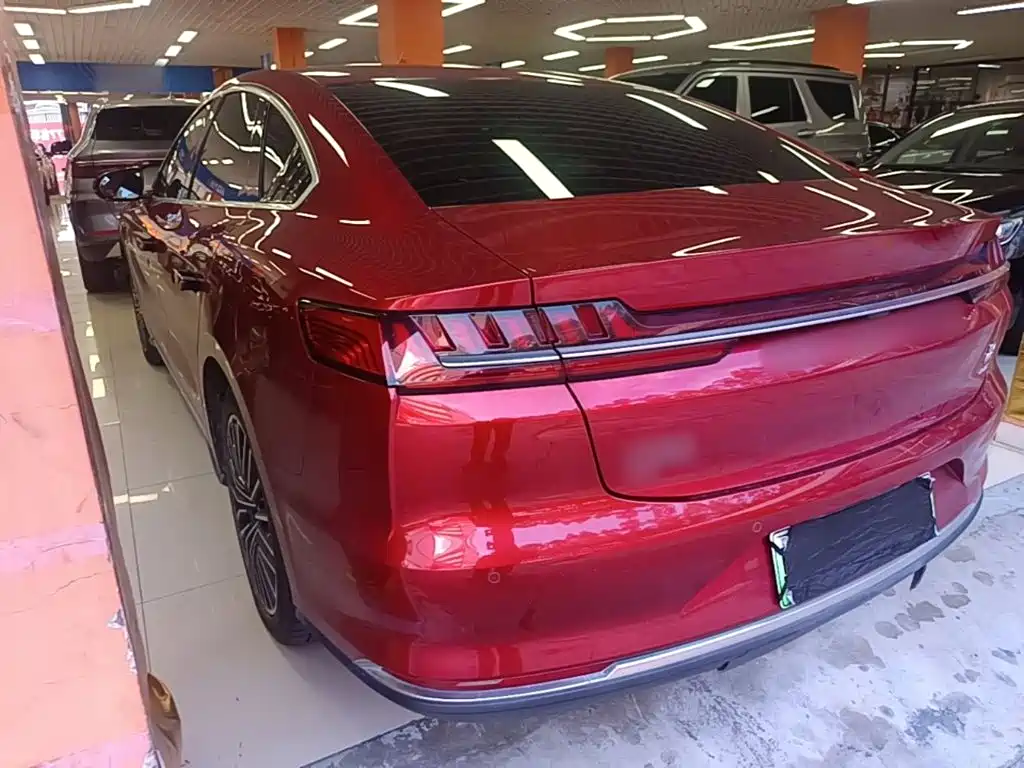 BYD Han — миниатюра 5