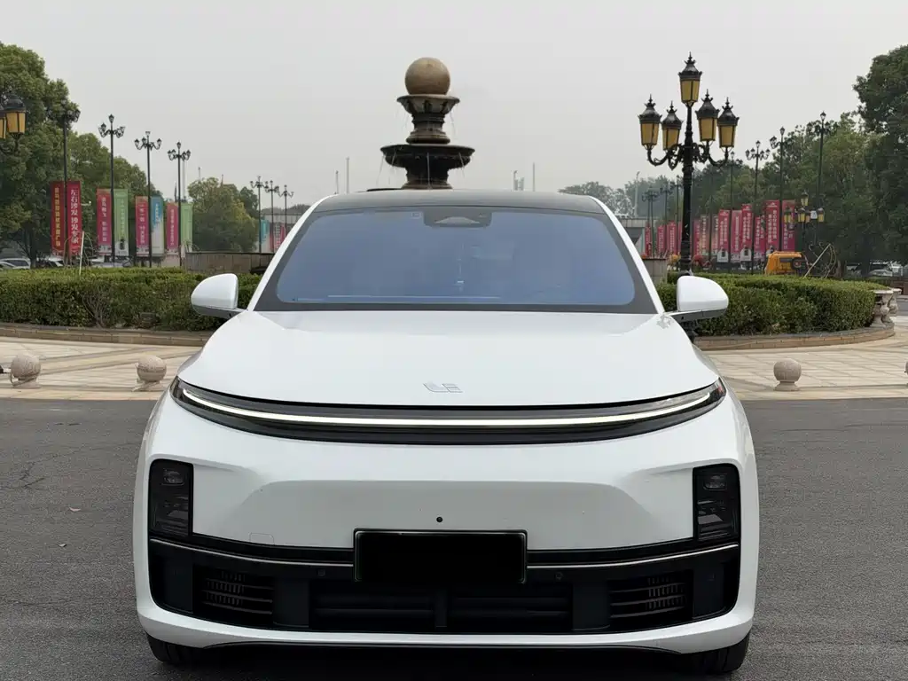 Li Auto Li L7 — миниатюра 2