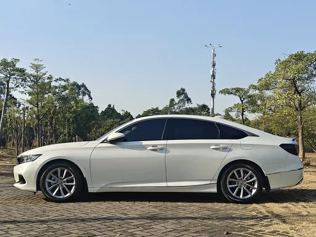 Honda Accord 2022 260TURBO Luxury
