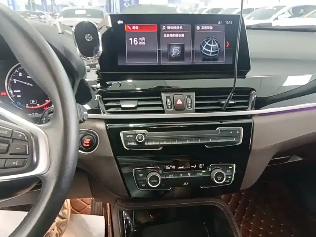 BMW X2 — миниатюра 13