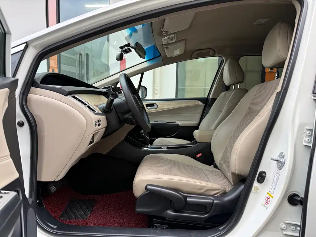 Honda Jade — миниатюра 17