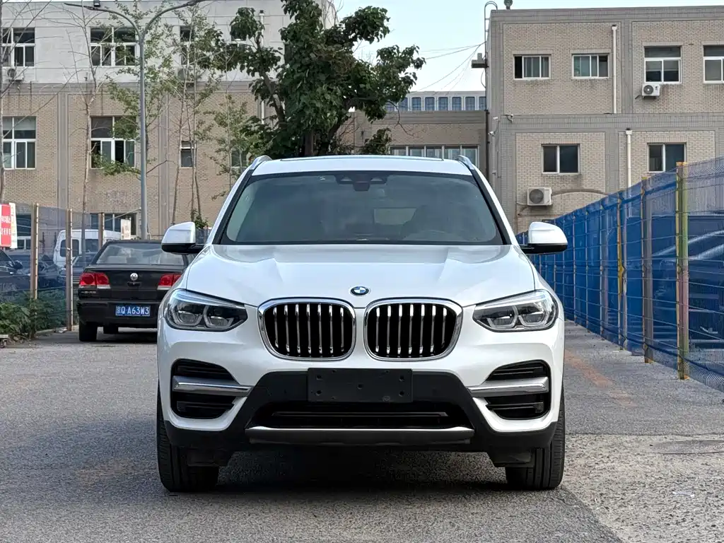 BMW X3 — миниатюра 2