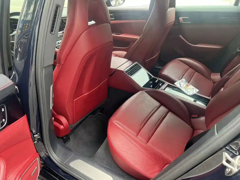 Porsche Panamera — миниатюра 6