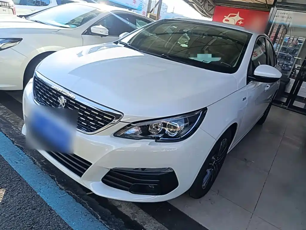 Peugeot 308 — миниатюра 2
