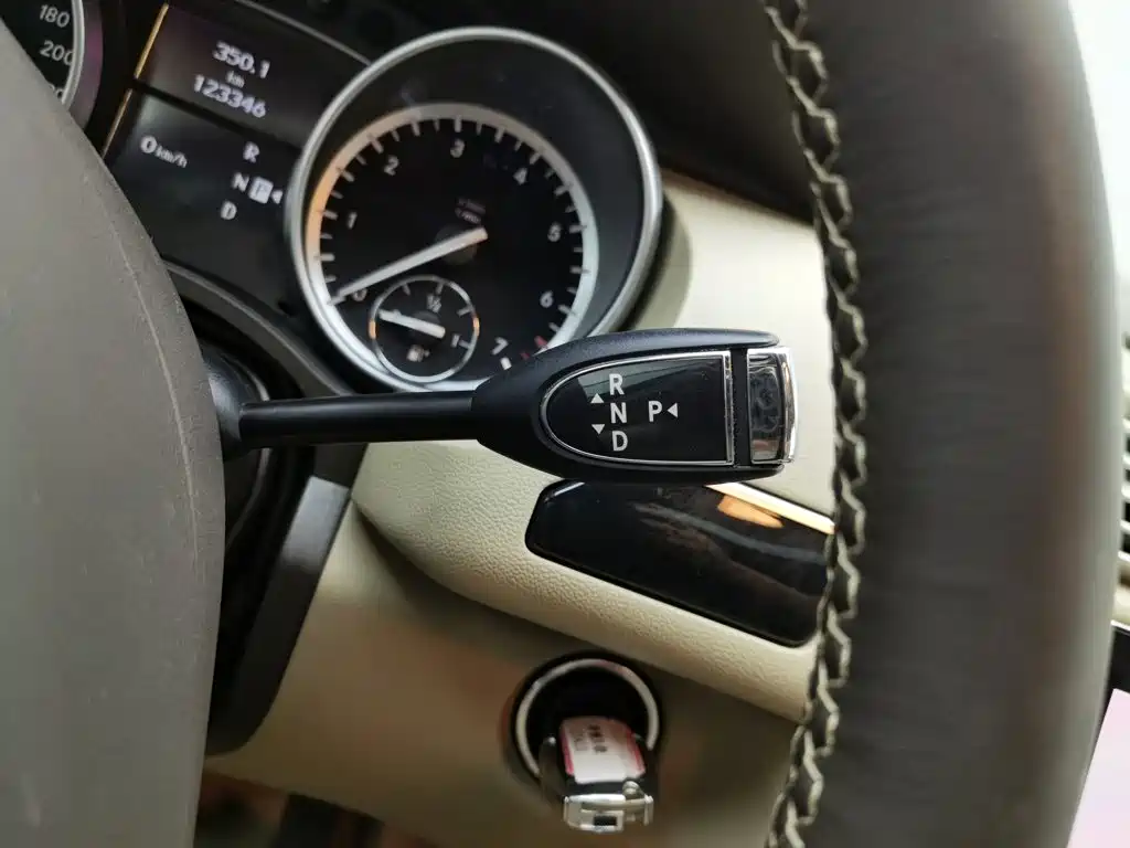 Mercedes-Benz R-Class — миниатюра 13