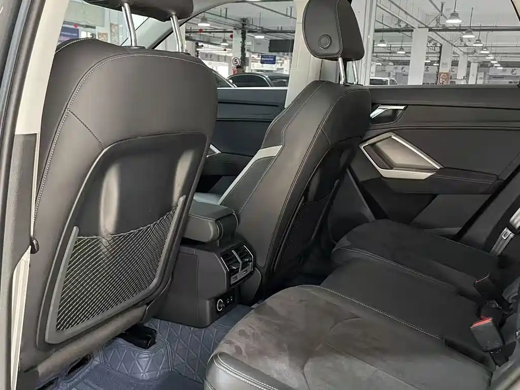 Audi Q3 — миниатюра 4