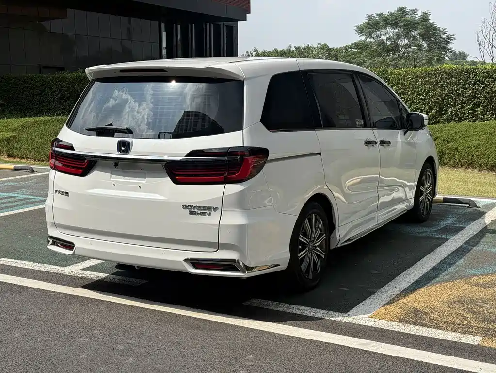 Honda Odyssey — миниатюра 18