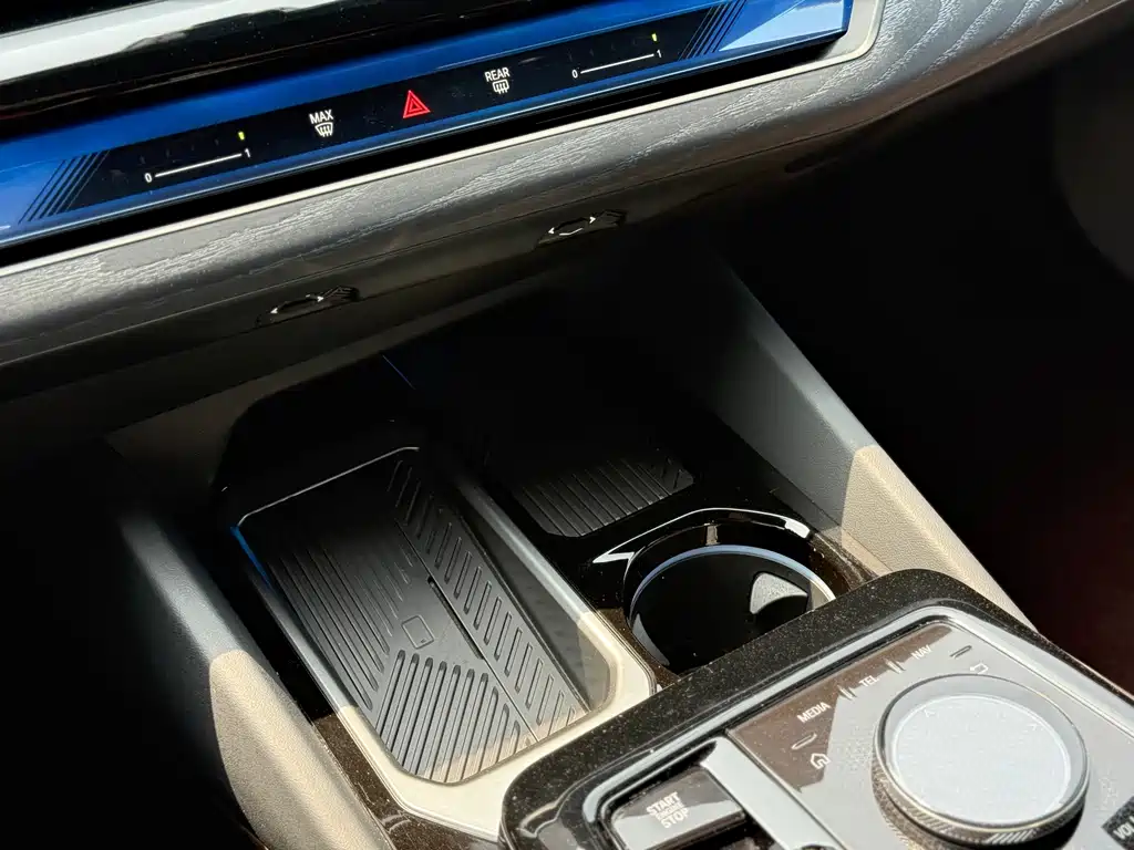 BMW 5 Series — миниатюра 18