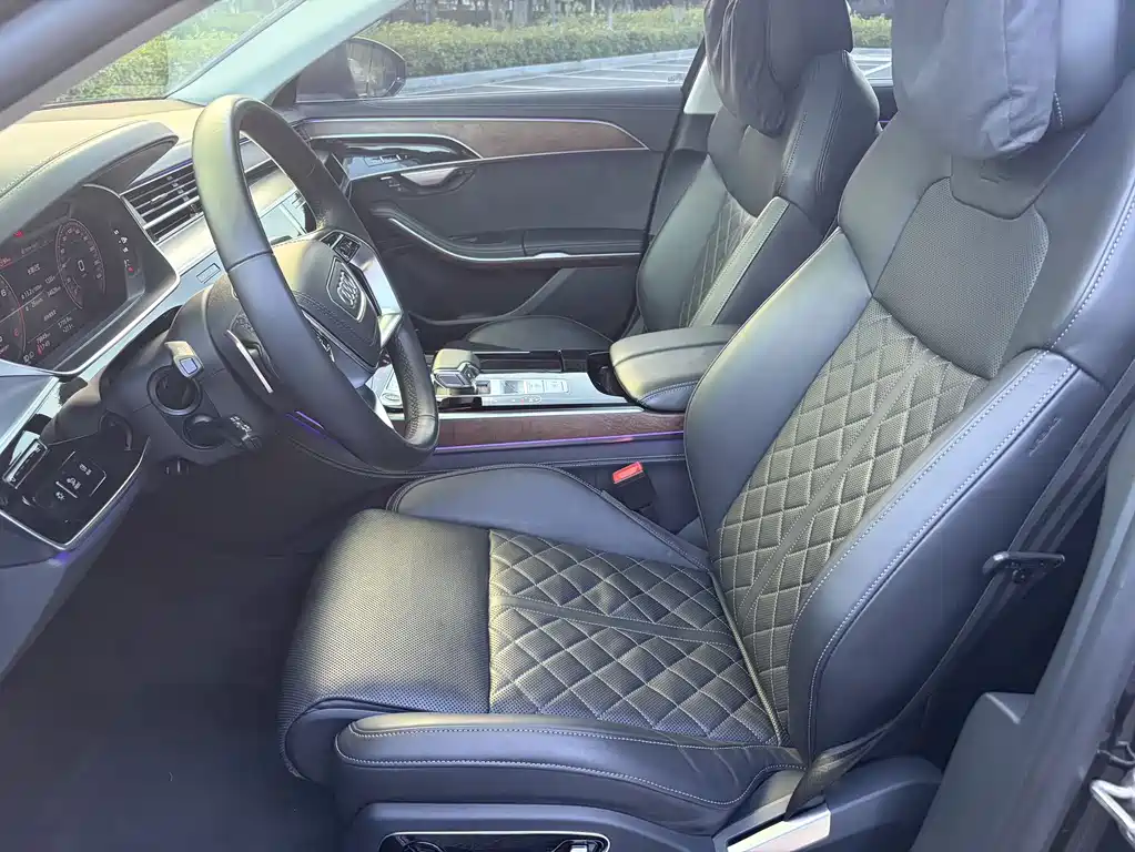 Audi A8 — миниатюра 9