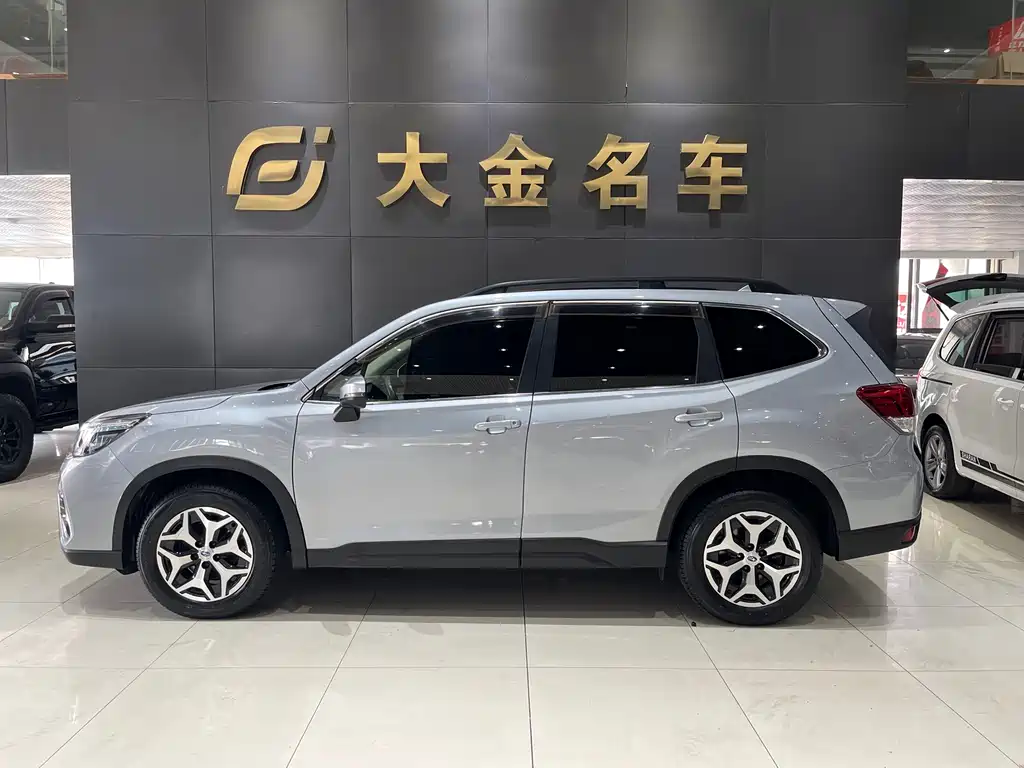 Subaru Forester 2019 2.0i Luxury EyeSight