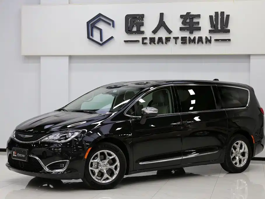 Chrysler Grand Voyager (Import) — миниатюра 3