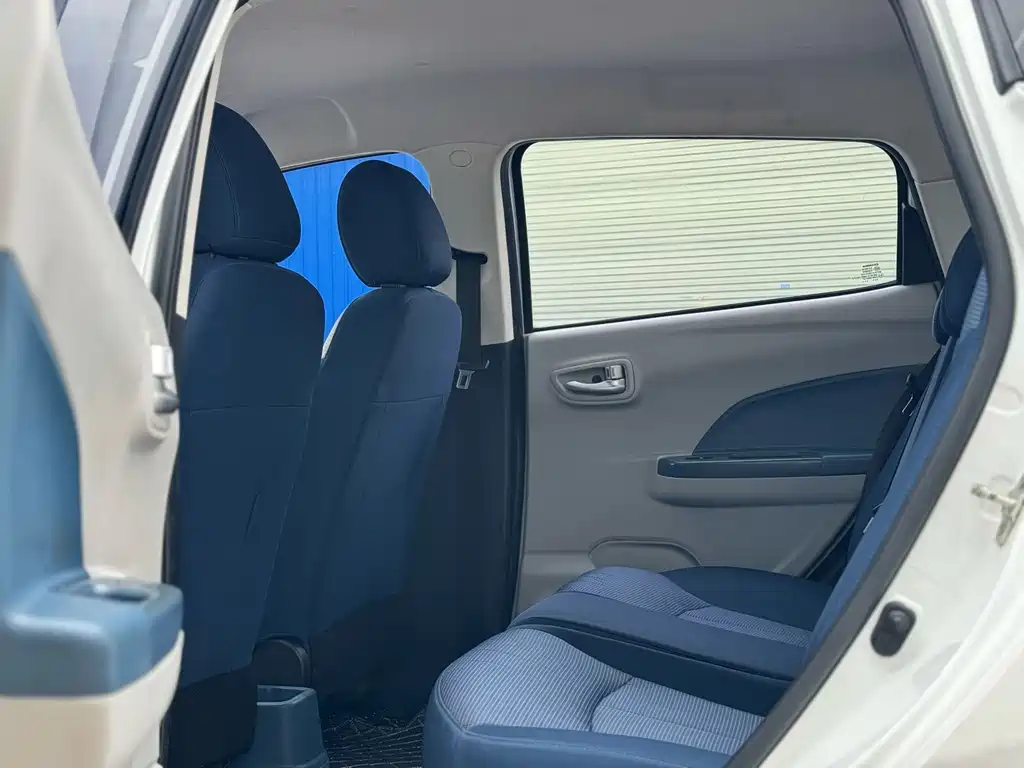 Changan Benben E-Star — миниатюра 9