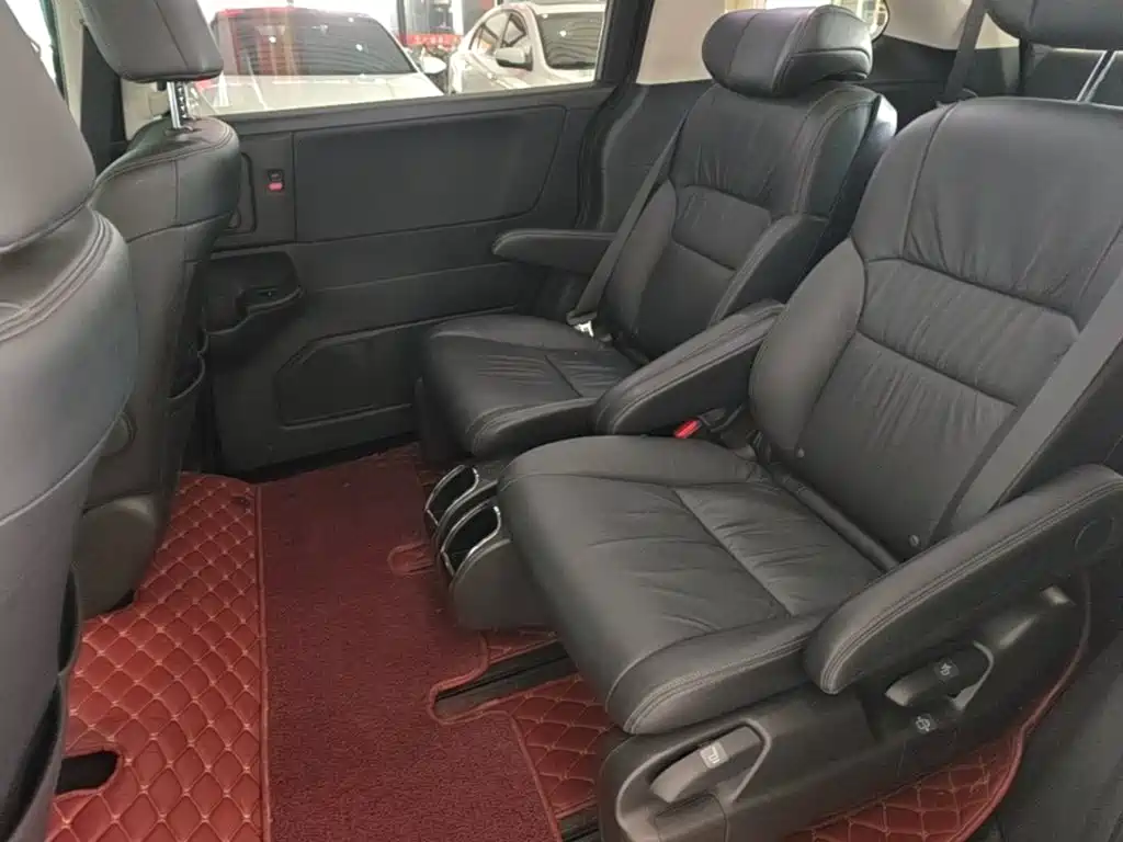 Honda Odyssey — миниатюра 17