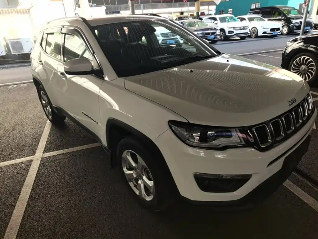 Jeep Compass — миниатюра 4