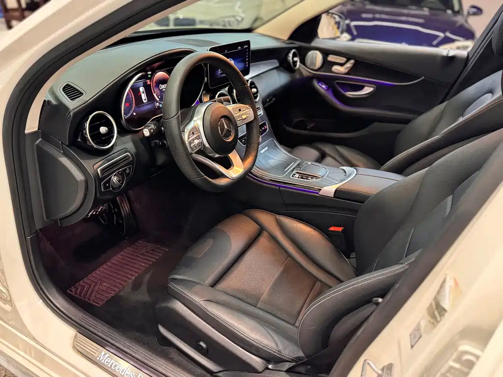 Mercedes-Benz C-Class — миниатюра 13