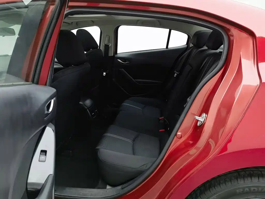 Mazda 3 Axela — миниатюра 15