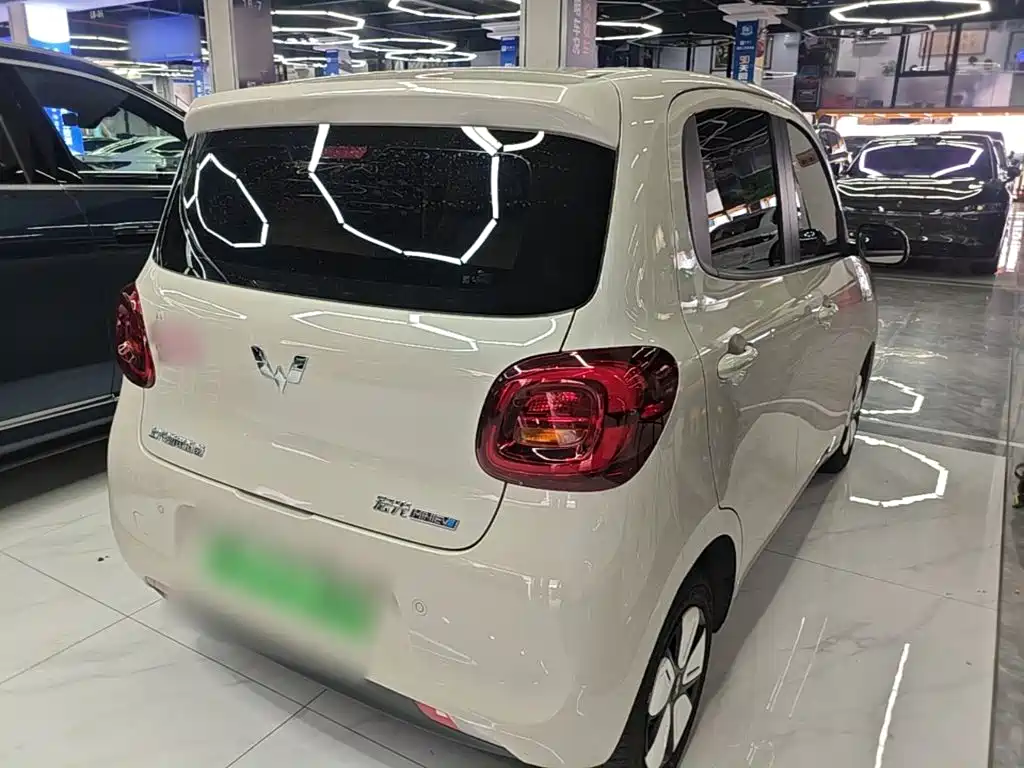 Wuling MINIEV — миниатюра 7