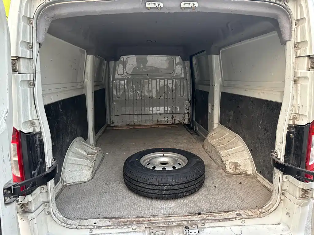 DONGFENG YUFENG EM26