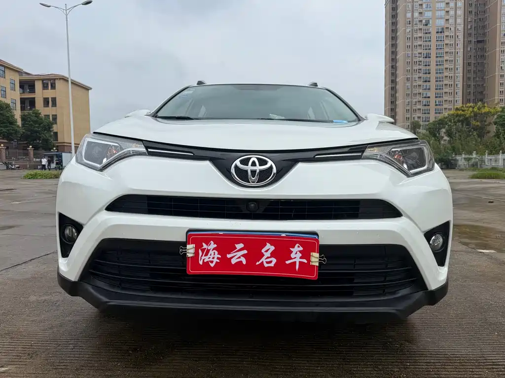 Toyota RAV4 — миниатюра 22