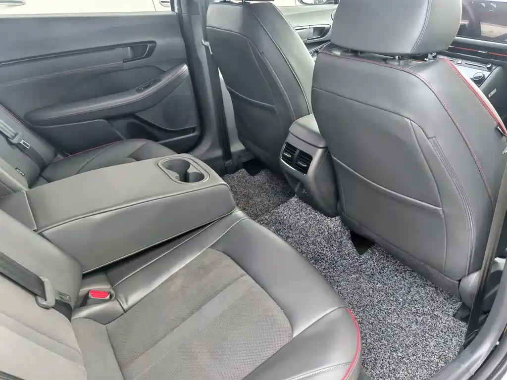 Hyundai Sonata — миниатюра 8