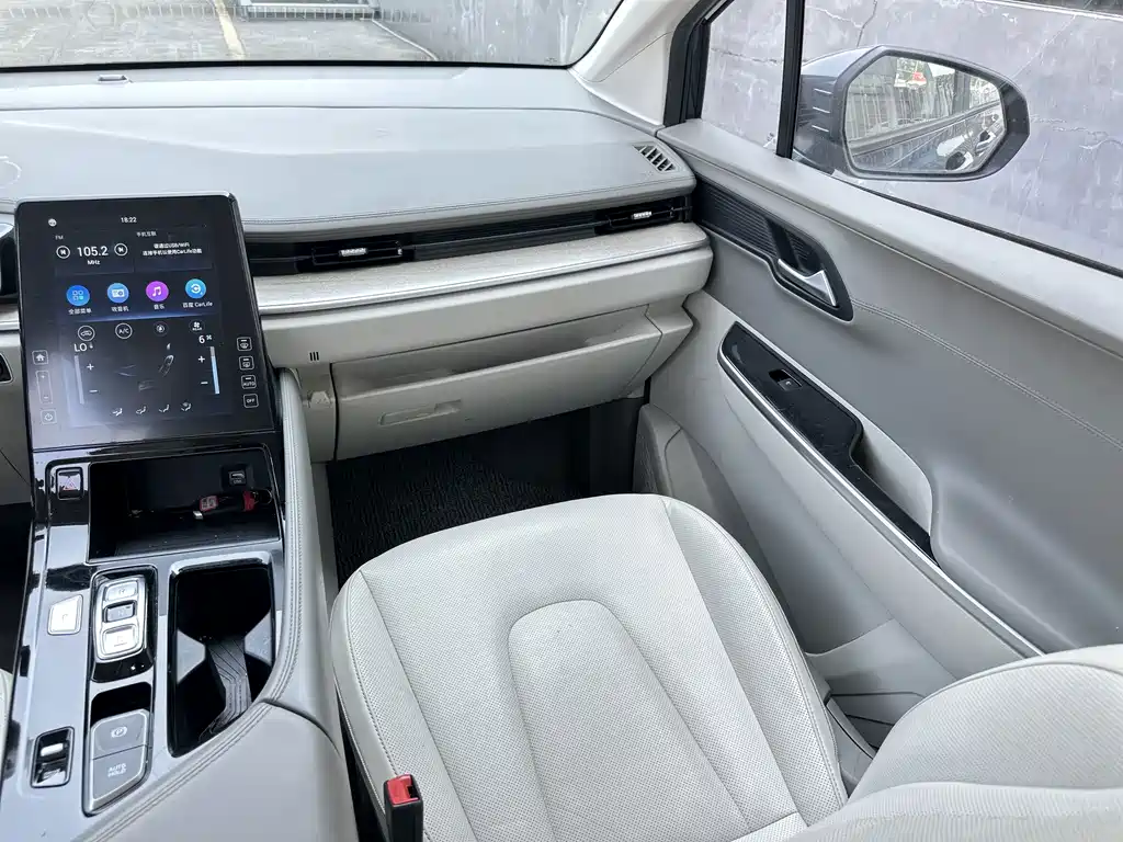 Hyundai Custo — миниатюра 18
