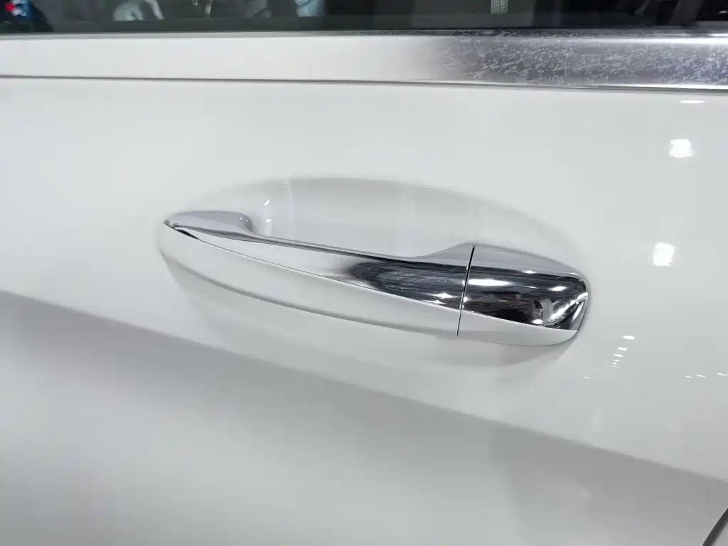 Mercedes-Benz C-Class — миниатюра 18
