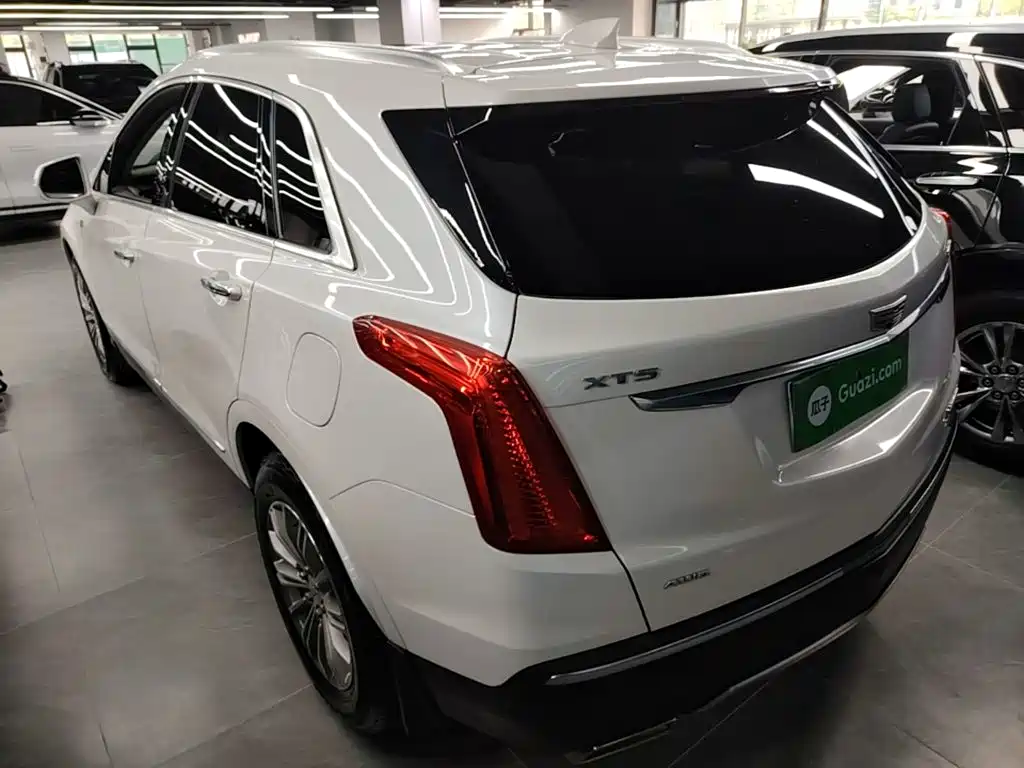 Cadillac XT5 — миниатюра 5