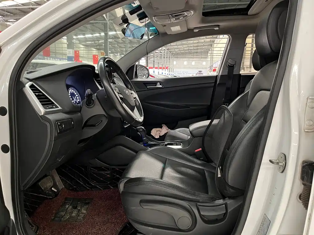 Hyundai Tucson — миниатюра 7