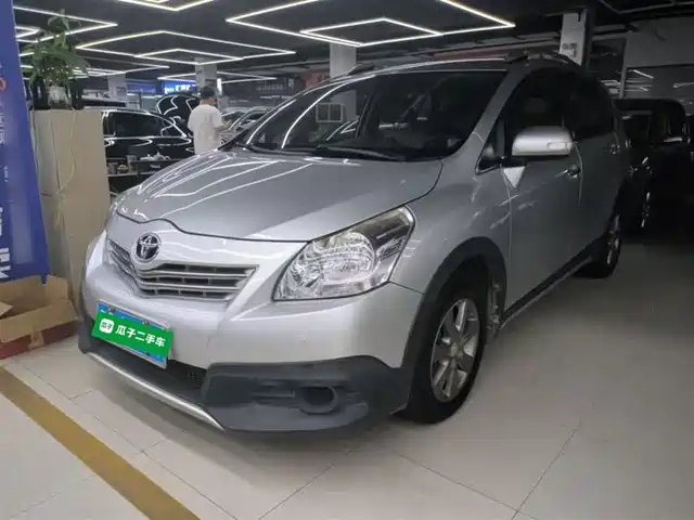 TOYOTA YIZHI 2016