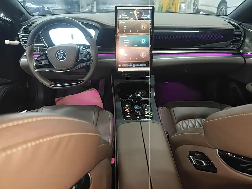 BYD Han — миниатюра 10