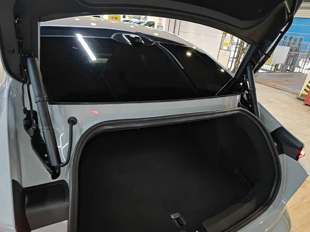 NIO ET5 — миниатюра 19