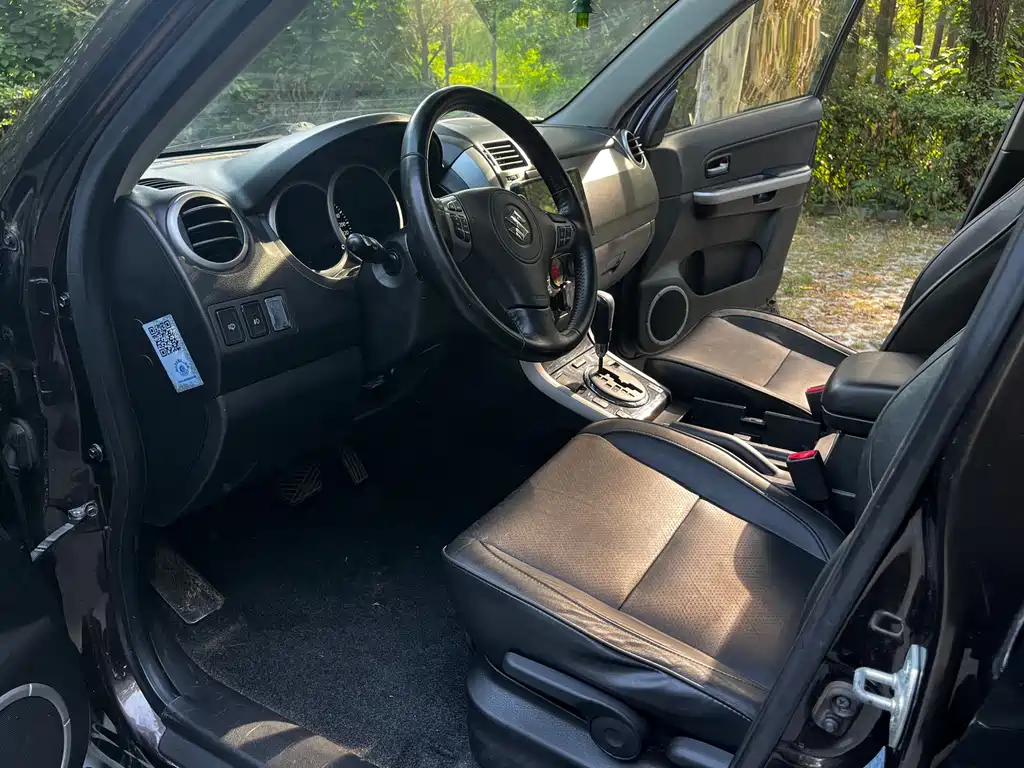 Suzuki Grand Vitara — миниатюра 11