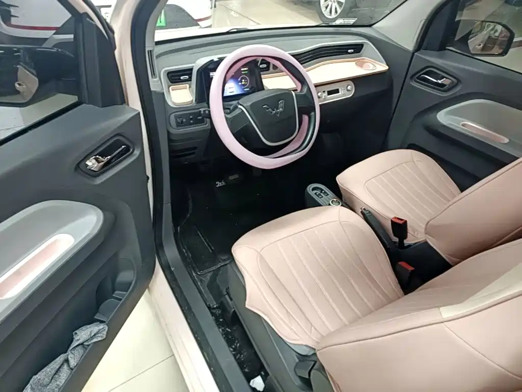 Wuling MINIEV — миниатюра 16