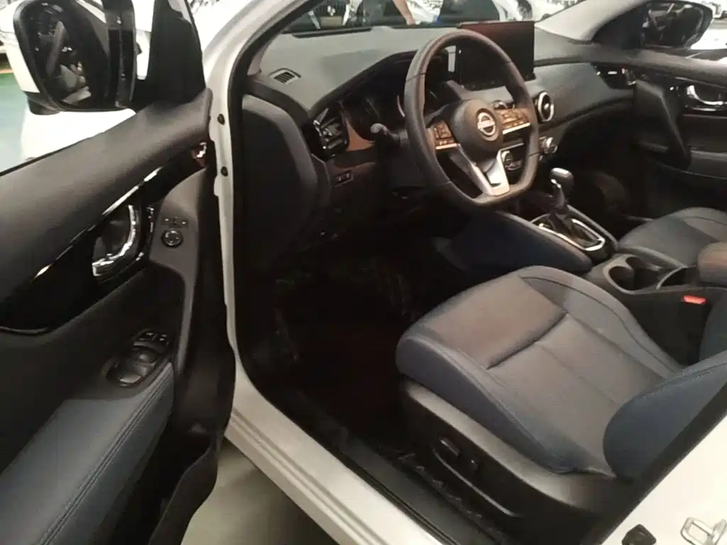 Nissan Qashqai — миниатюра 16